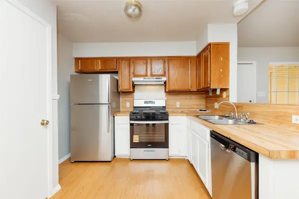 1914 Nicole CIR #A, Round Rock, TX 78664