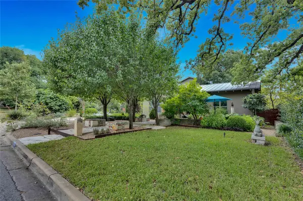 1306 Norwood RD #A, Austin, TX 78722