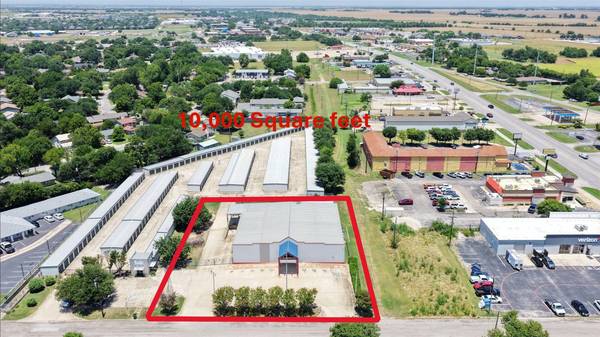 200 Commercial DR, Taylor, TX 76574