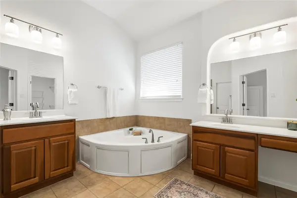 11625 Cherisse DR, Austin, TX 78739