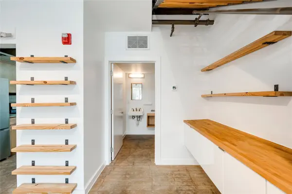 1601 E Cesar Chavez ST #104, Austin, TX 78702