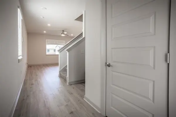 2100 Tucker LN, Austin, TX 78754