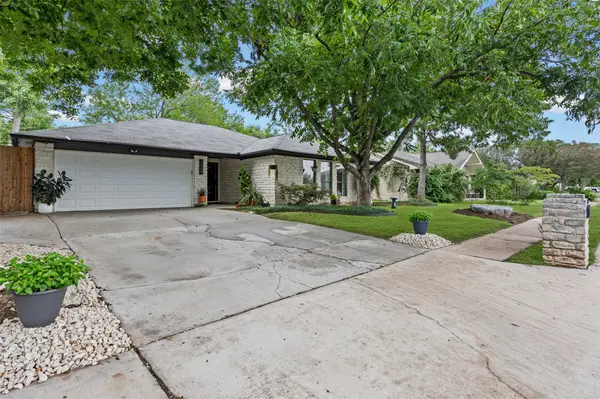 7208 Reaburn ST, Austin, TX 78749