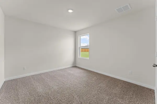 426 Kolbo Crossing CV, Lockhart, TX 78644