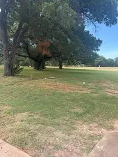 202 Creek LN, Horseshoe Bay, TX 78657