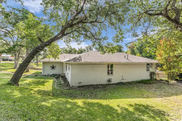9730 Timberview DR, Woodway, TX 76712
