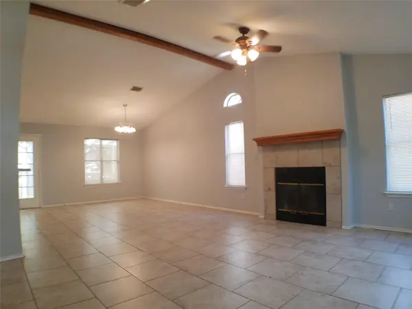 8310 Los Ranchos DR, Austin, TX 78749