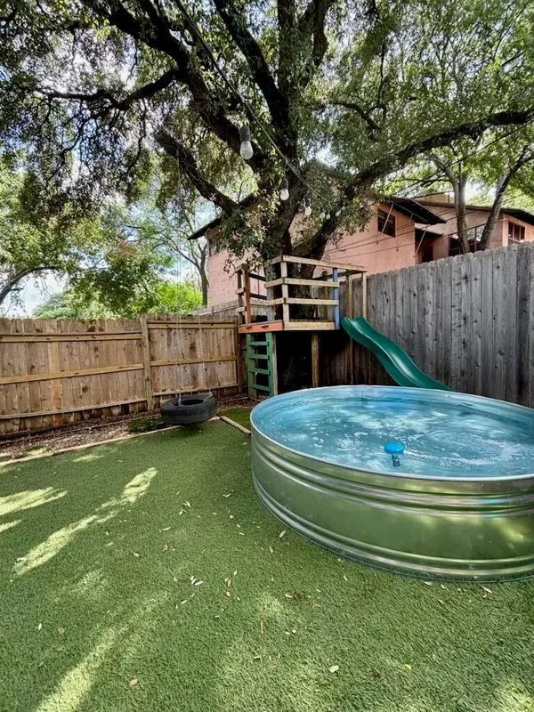 2412 Thornton RD #B, Austin, TX 78704