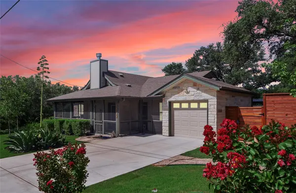 10500 W Lakeview DR, Jonestown, TX 78645