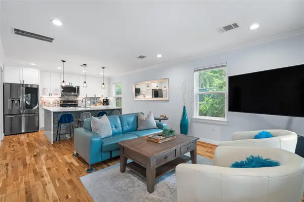 2214 Garden ST #1, Austin, TX 78702