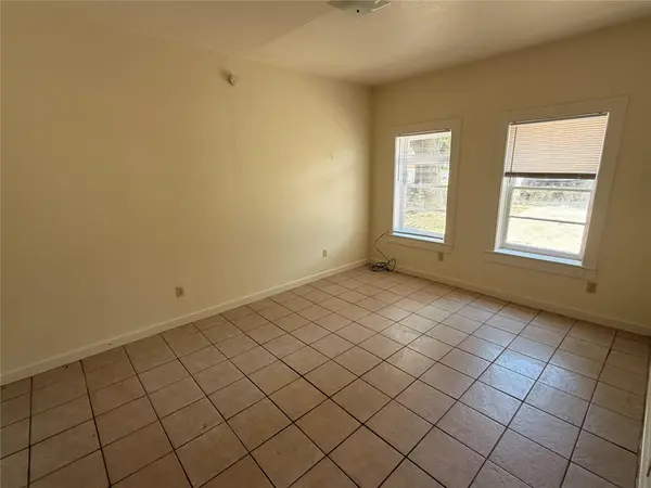 1019 Chestnut ST, San Marcos, TX 78666