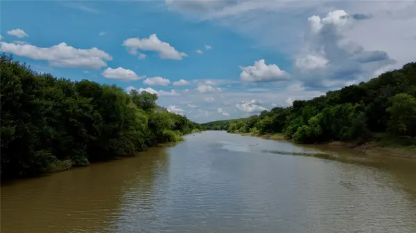 2212 N River RD, Lampasas, TX 76550