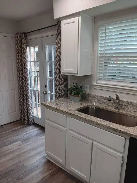 8402 Fathom CIR #107, Austin, TX 78750