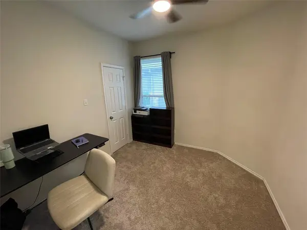 228 La Dera DR, Liberty Hill, TX 78642