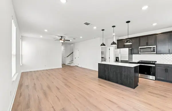 304 Daniels Dusty TRL, Georgetown, TX 78626