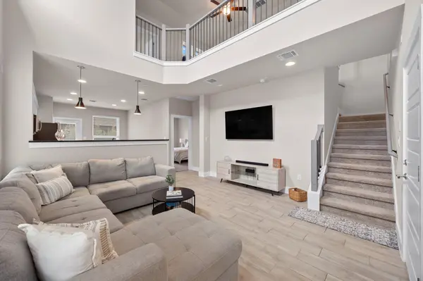 11315 Gadsen LN, Austin, TX 78754