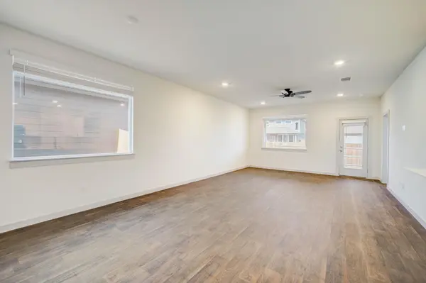 131 Big Sandy Creek DR, Hutto, TX 78634