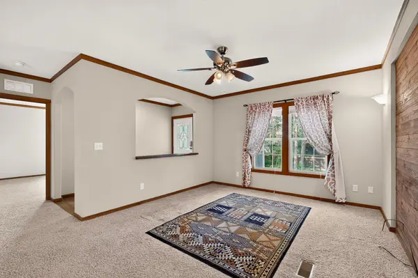 300 Flaming Oak DR, Bastrop, TX 78602