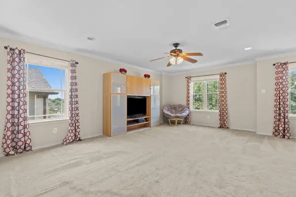 205 Sheepshank DR, Georgetown, TX 78633