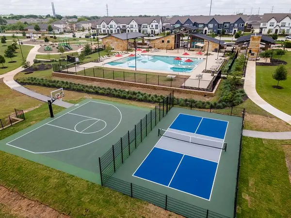 112 Christy ST, Hutto, TX 78634