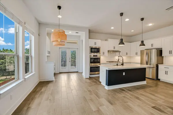 6720 Llano Stage TRL, Austin, TX 78738