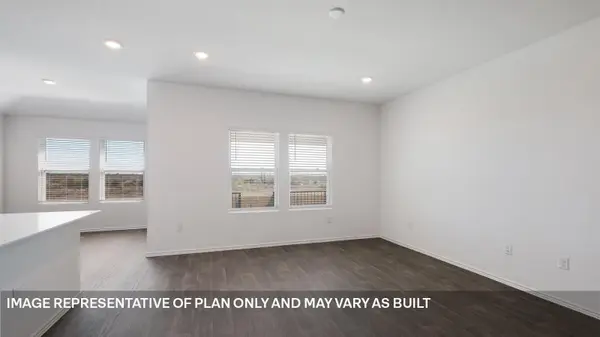 12120 Silverton Tree BND, Mustang Ridge, TX 78610