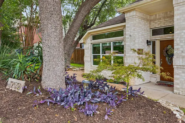 1909 Holly Hill DR, Leander, TX 78641