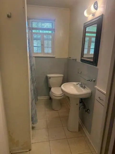 220 Main ST, Fentress, TX 78622