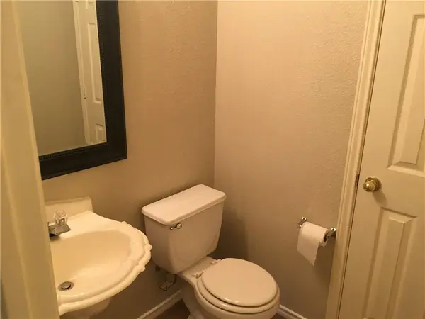 2811 TURTLE RIVER DR, Leander, TX 78641