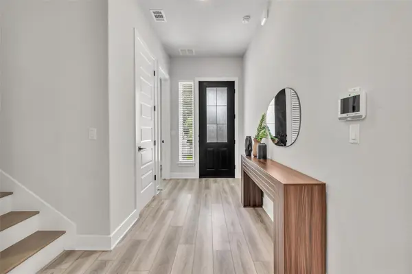 1808 Holly ST, Austin, TX 78702