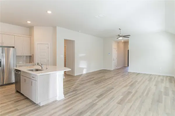 1917 Colonial Ave, New Braunfels, TX 78130