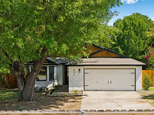 8305 Fort Sumter RD, Austin, TX 78745