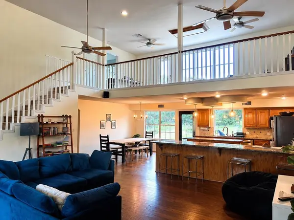 137 Wamel WAY, Cedar Creek, TX 78612