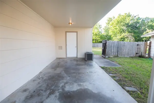 1407 Click CV #B, Austin, TX 78758