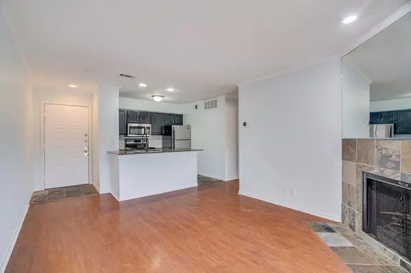 8888 Tallwood DR #2206, Austin, TX 78759