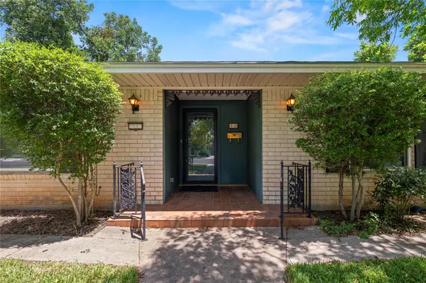 12 W Killen LN, Temple, TX 76501