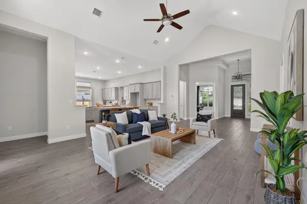 3821 Lombard ST, Round Rock, TX 78681
