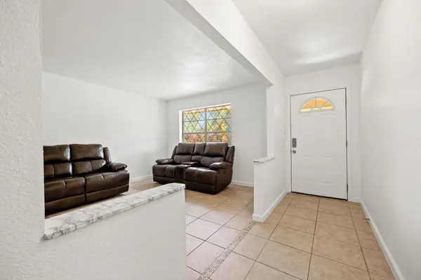 2305 Lathan LN, Taylor, TX 76574
