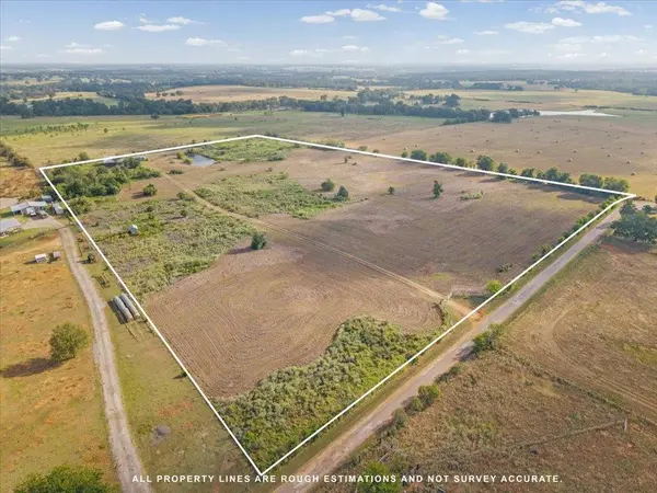 1265 County Road 410, Lexington, TX 78947