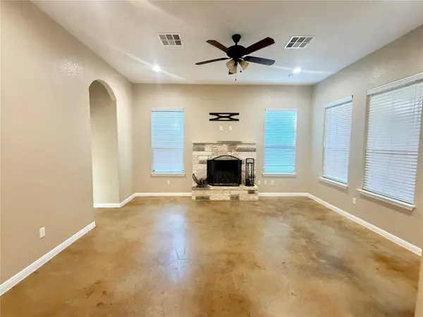110 Pele CT, Bastrop, TX 78602
