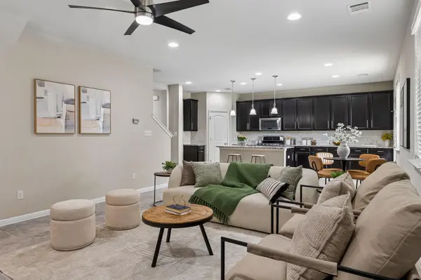 900 Myrna BND, Leander, TX 78641