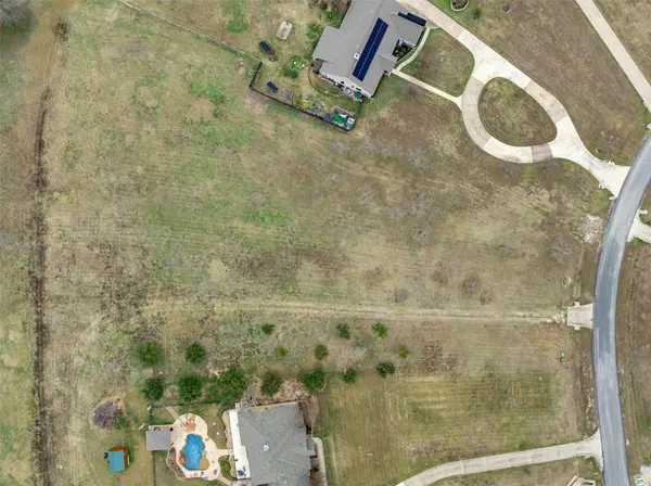 324 Apache PASS, Hutto, TX 78634