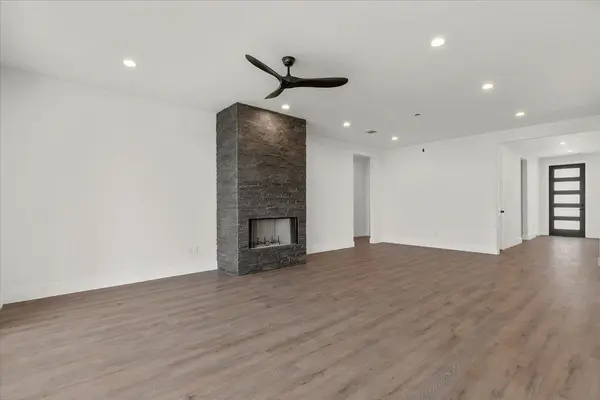 248 Kaukonahua LN, Bastrop, TX 78602