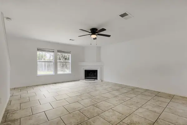 512 Woodford DR, Cedar Park, TX 78613