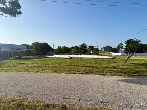 1519 Lakeview DR, Tow, TX 78672
