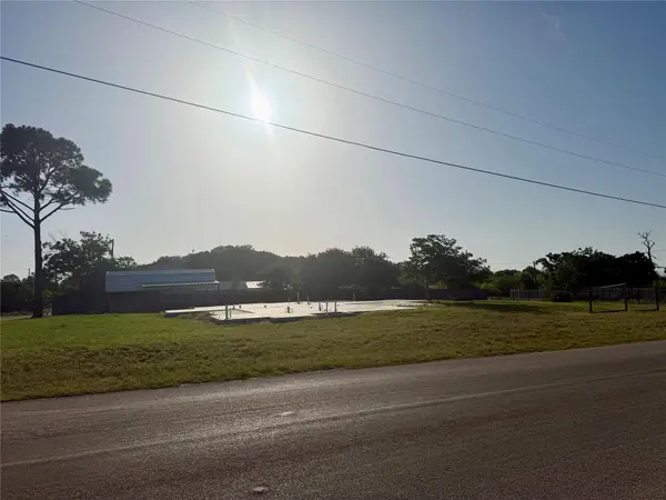 1519 Lakeview DR, Tow, TX 78672