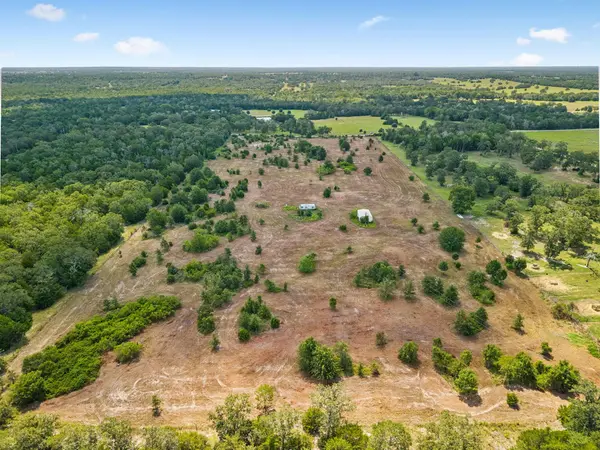 1430 Raymond Lehmann LN, Ledbetter, TX 78946