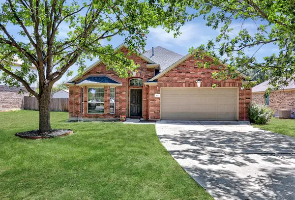 437 Hometown PKWY, Kyle, TX 78640