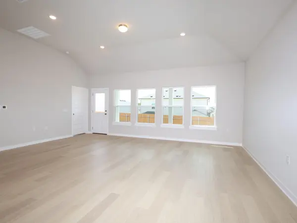 9400 Corvallis DR, Austin, TX 78747