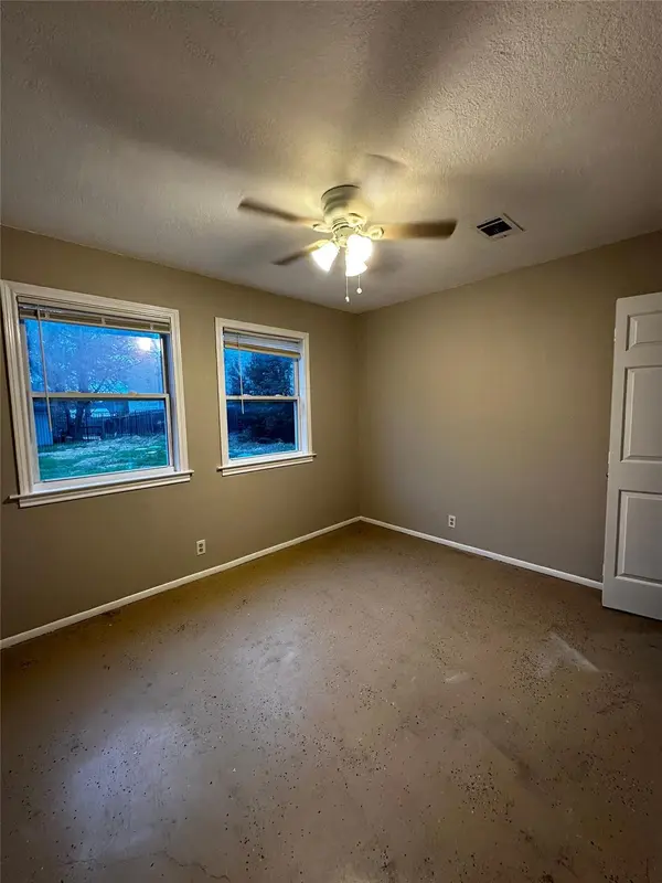 11006 1st ST #A, Jonestown, TX 78645